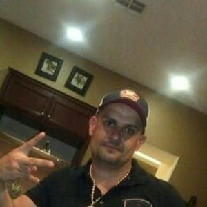 Meet your Posher, Cesar